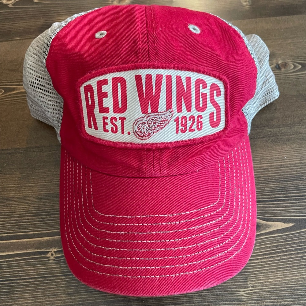 Red Wings Hockey Cap